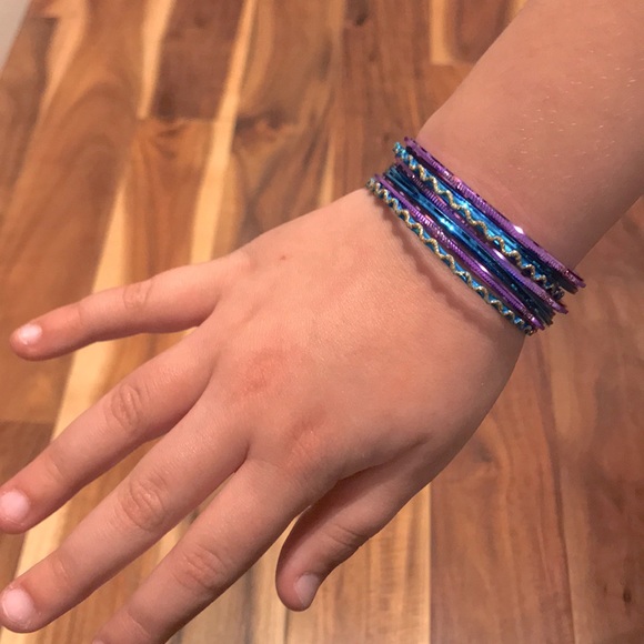 Little Girl Size Bundle of Indian Bangles (Fit Approximately Age 5-7) - Picture 3 of 7